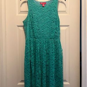 Ultra Pink Teal Lace Sleeveless Midi Dress